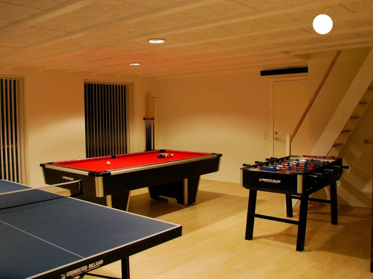 Five-Bedroom Holiday Home In Lokken 3 ภายนอก รูปภาพ