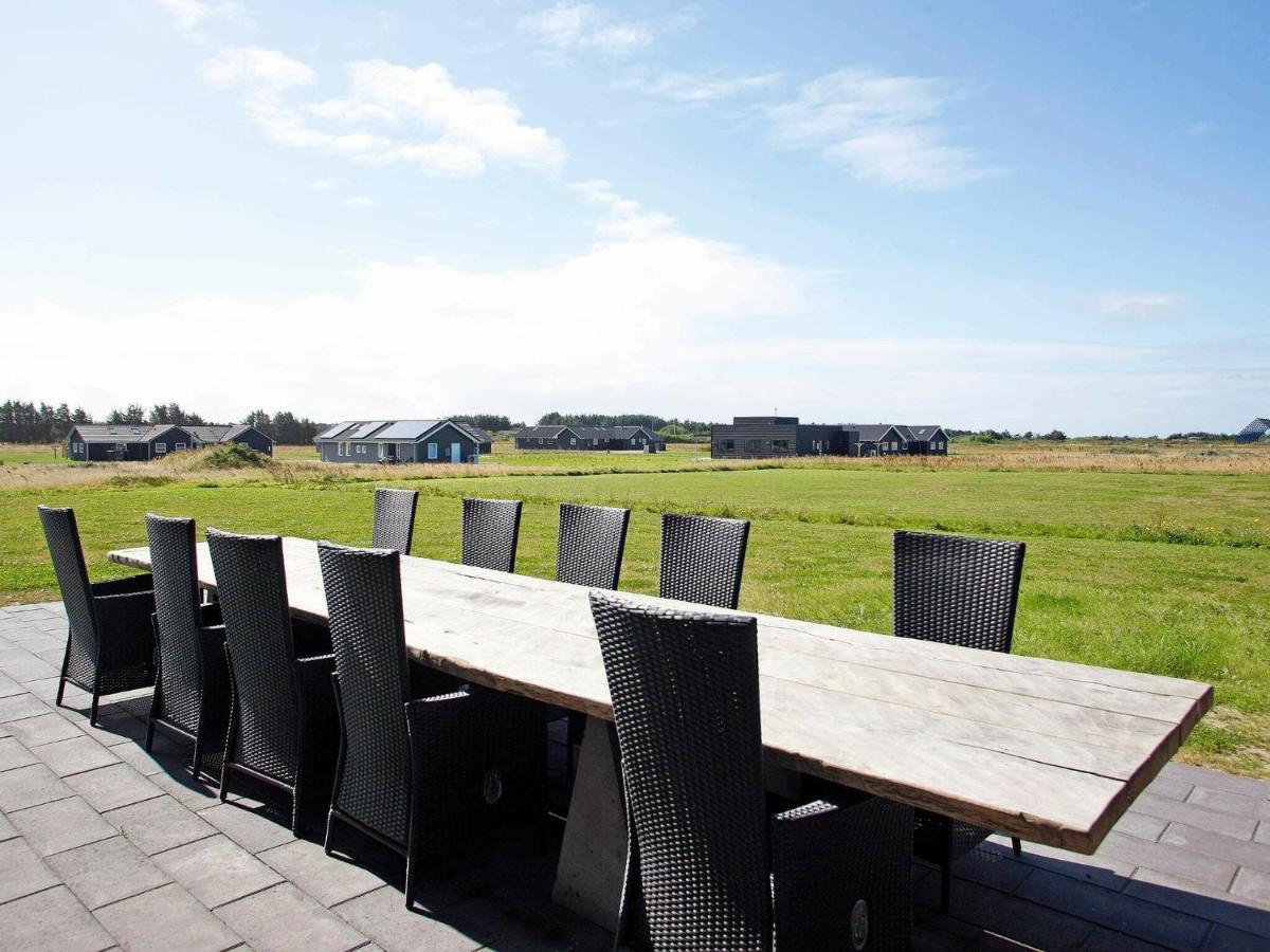 Five-Bedroom Holiday Home In Lokken 3 ภายนอก รูปภาพ